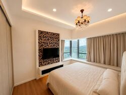 Trevista (D12), Condominium #585087991